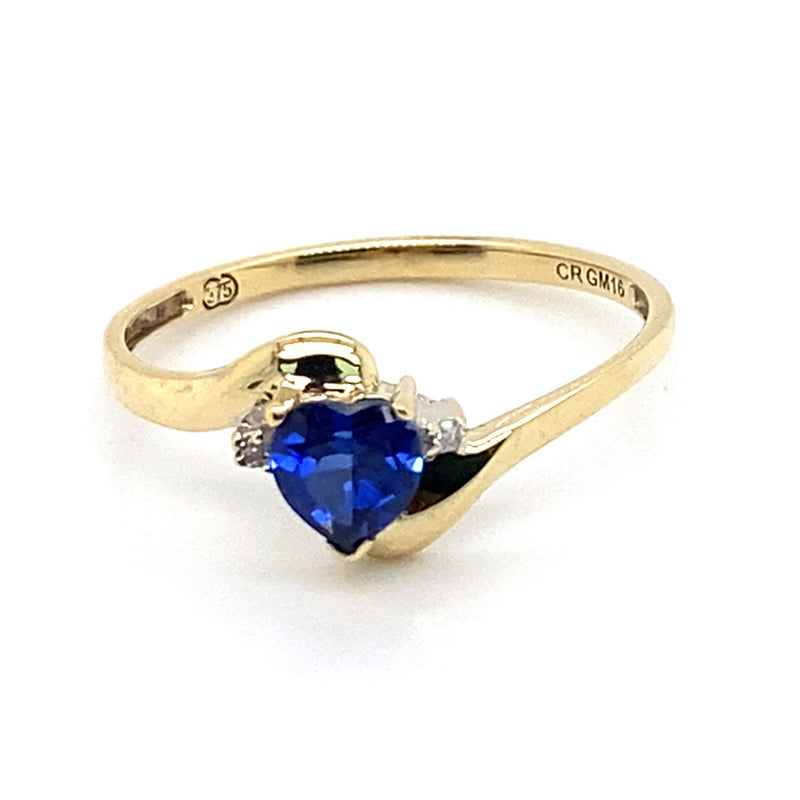 9CT YELLOW GOLD HEART CUT SYNTHETIC SAPPHIRE & DIAMOND DRESS RING