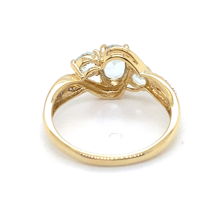 9CT YELLOW GOLD AQUAMARINE & DIAMOND DRESS RING