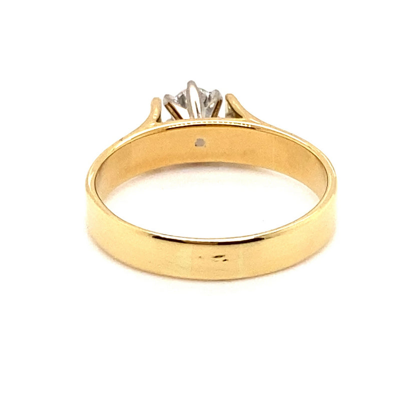 18CT YELLOW & WHITE GOLD FLOW UP STYLE DIAMOND DRESS RING VALUED @ $2599