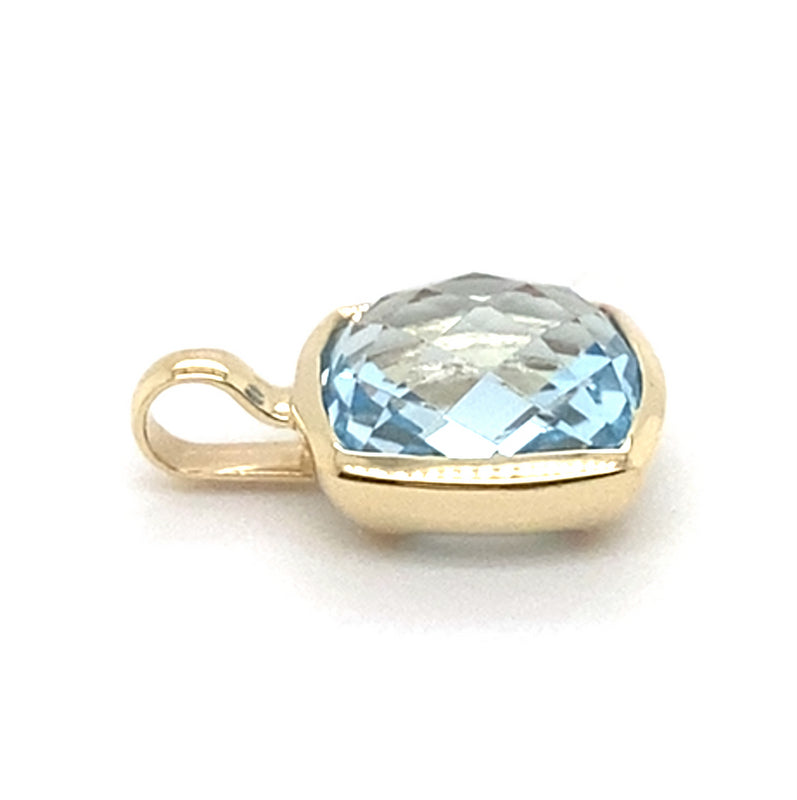 9CT YELLOW GOLD CHECKERBOARD PATTERN TOPAZ PENDANT