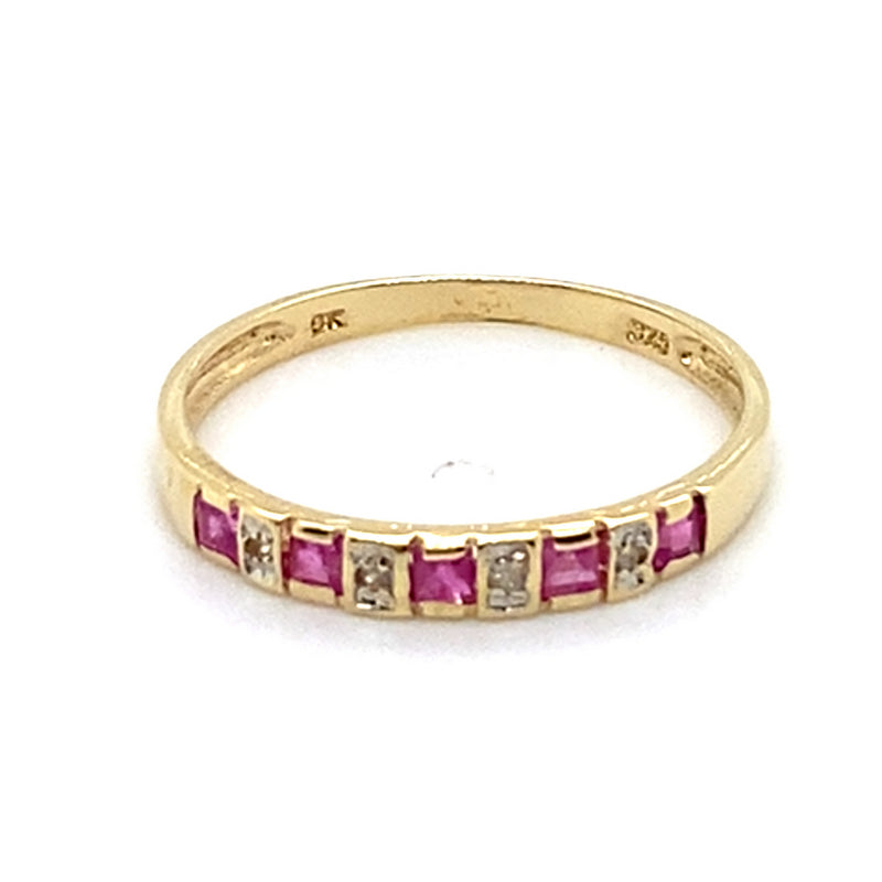 9CT YELLOW GOLD NATURAL RUBIES & DIAMOND DRESS RING