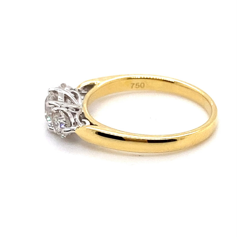 18CT YELLOW & WHITE GOLD POINTED SHOULDER DIAMOND DRESS RING VALUED @ $6199