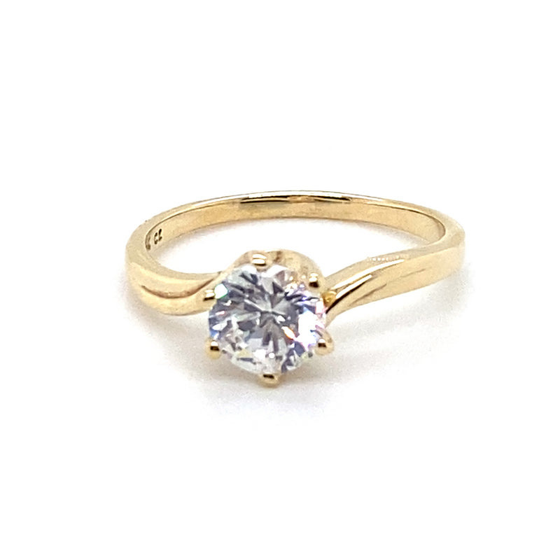 9CT YELLOW GOLD CUBIC ZIRCONIA SET IN RAISED SETTING DRESS RING
