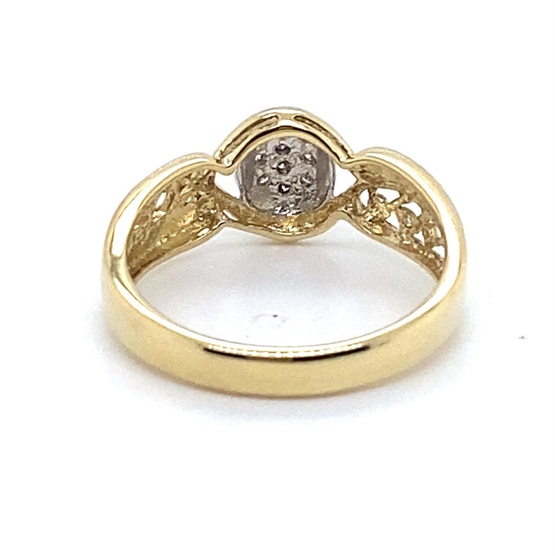 9CT YELLOW GOLD DIAMONDS SET IN CLUSTER SETING WITH FILIGREE SHOULDERS RING
