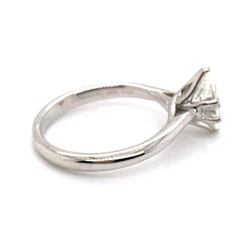 14CT WHITE GOLD FLOW UP STYLE LAB GROWN DIAMOND RING VALUED @ $2499