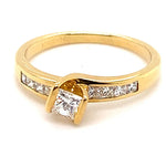18CT YELLOW GOLD FORGED UP STYLE DIAMOND DRESS RING VALUED @ $2699
