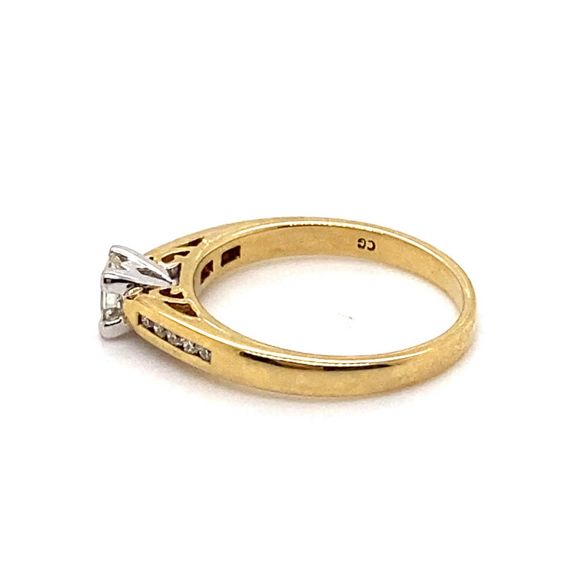 9CT YELLOW & WHITE GOLD FLOW UP STYLE DIAMOND DRESS RING VALUED @ $1899