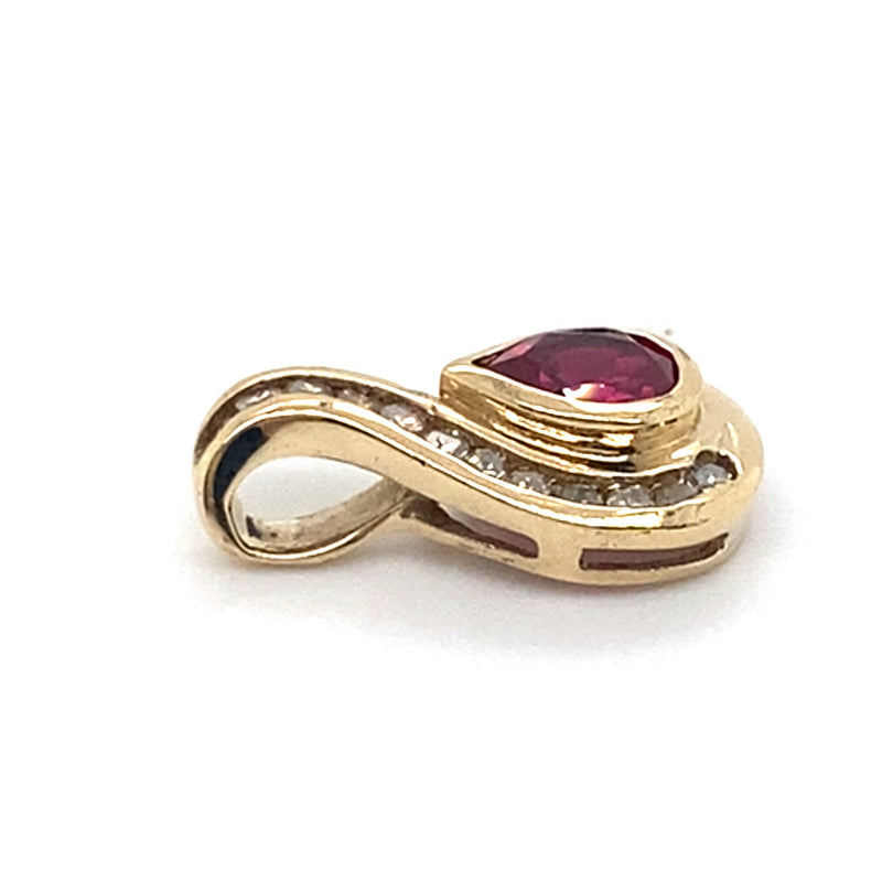 9CT YELLOW GOLD DIAMOND & SYNTHETIC RUBY PENDANT