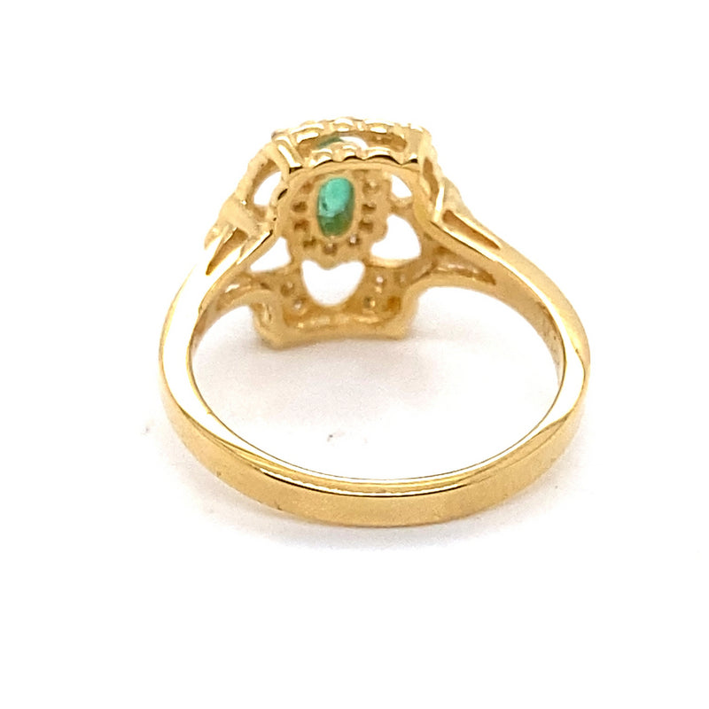 18CT YELLOW GOLD EMERALD & DIAMOND DRESS RING VALUED @ $3499