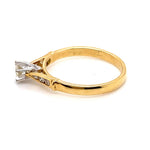 18CT YELLOW & WHITE GOLD POINTED SHOULDER DIAMOND DRESS RING VALUE @ $2099