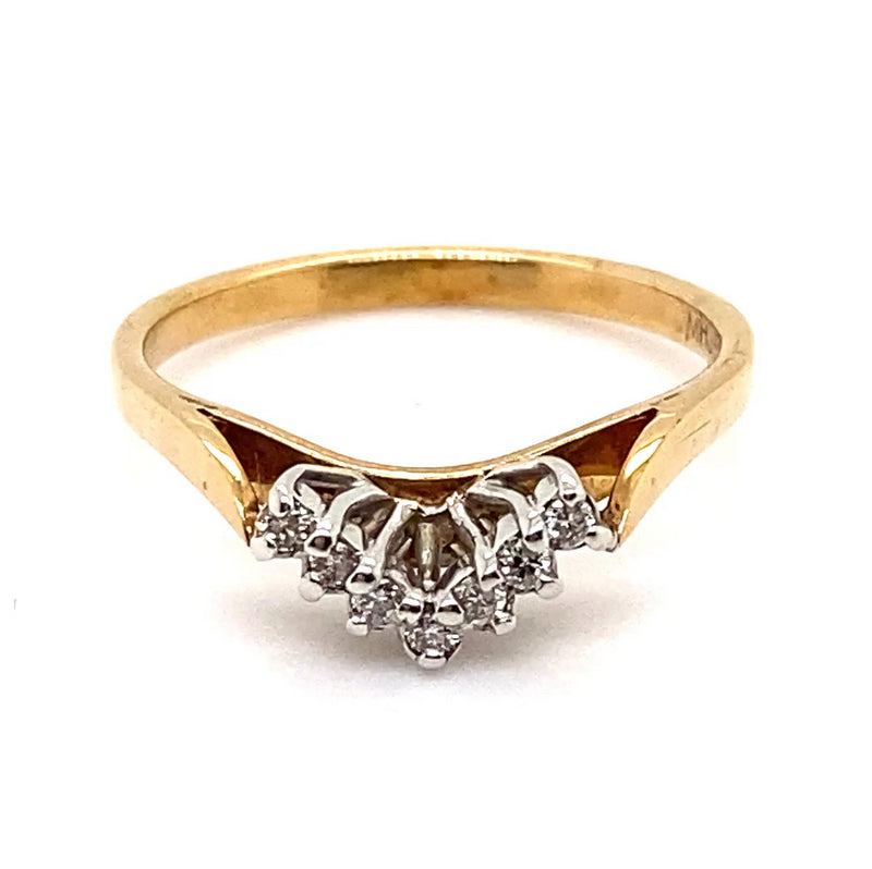 9CT YELLOW & WHITE GOLD DIAMONDS SET IN "V" SHAPE DRESS RING VALUED @ $899