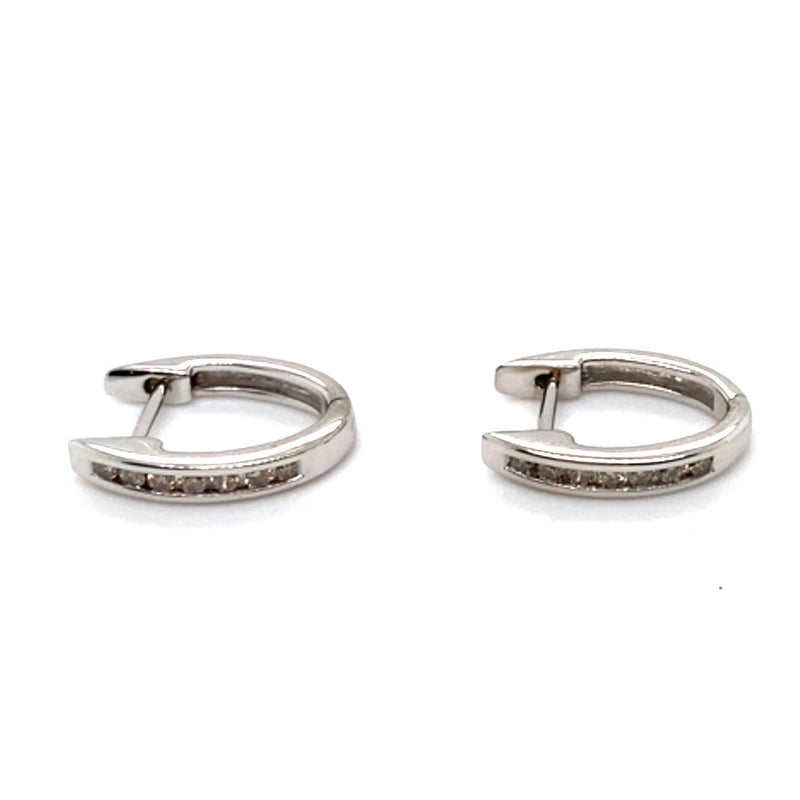 10CT WHITE GOLD CHANNEL SET DIAMONDS IN HUGGIE STYLE EARRINGS TW 1.7g
