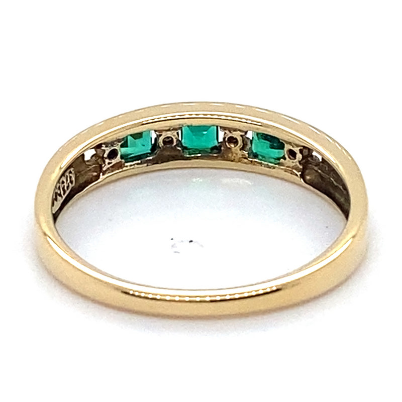 9CT YELLOW GOLD SYNTHETIC EMERLD & DIAMOND DRESS RING
