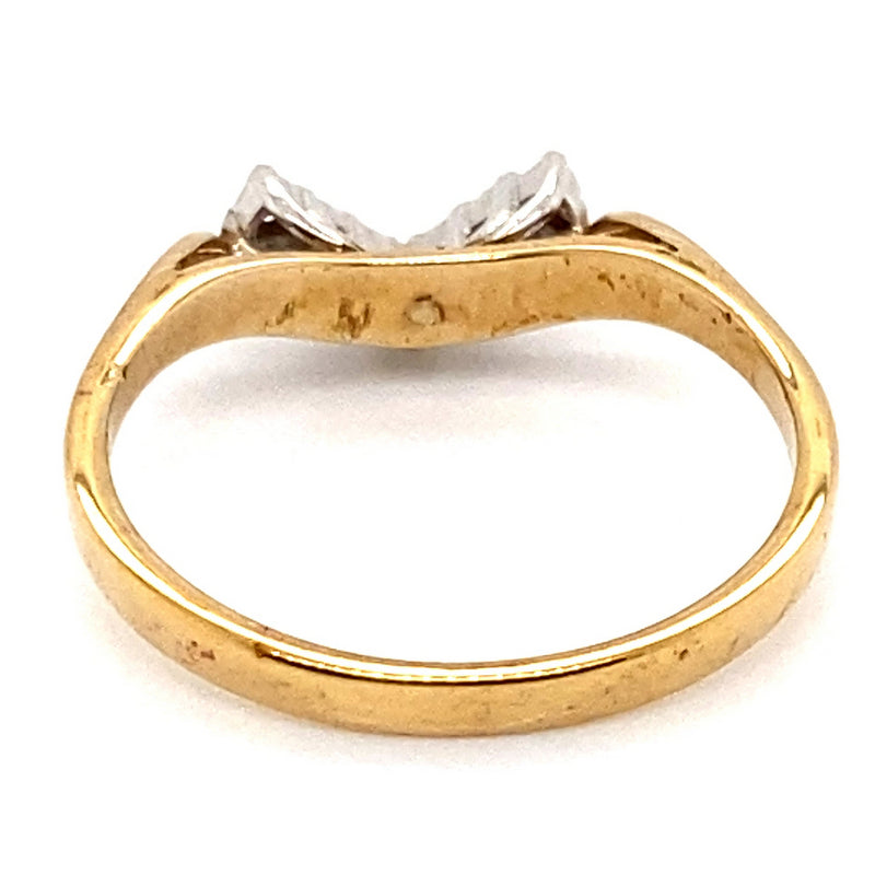 9CT YELLOW & WHITE GOLD DIAMONDS SET IN "V" SHAPE DRESS RING VALUED @ $899