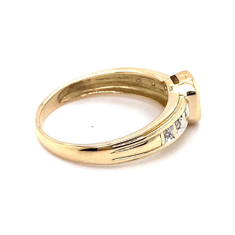 9CT YELLOW GOLD SAPPHIRE & DIAMOND DRESS RING