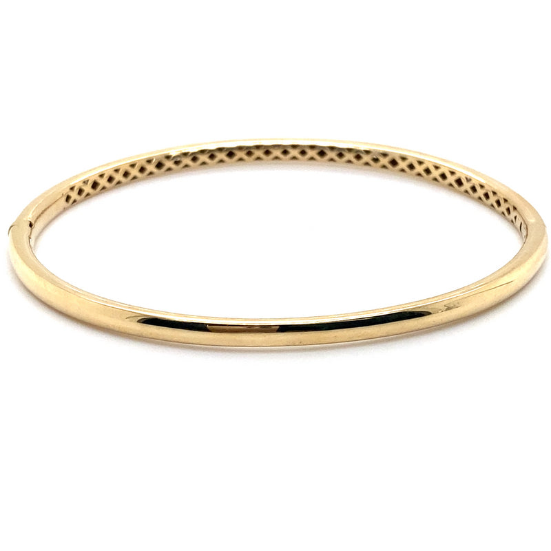 10CT YELLOW GOLD OVAL HINGED DIAMOND BANGLE VALUED @ $2299