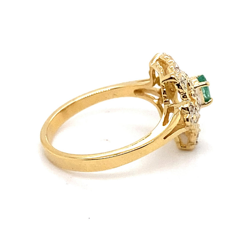 18CT YELLOW GOLD EMERALD & DIAMOND DRESS RING VALUED @ $3499