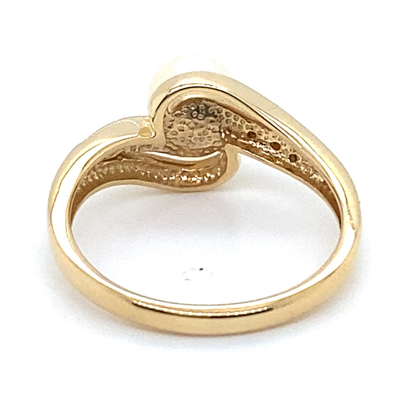 9CT YELLOW GOLD CULTURED PEARL AND DIAMOND DRESS RING