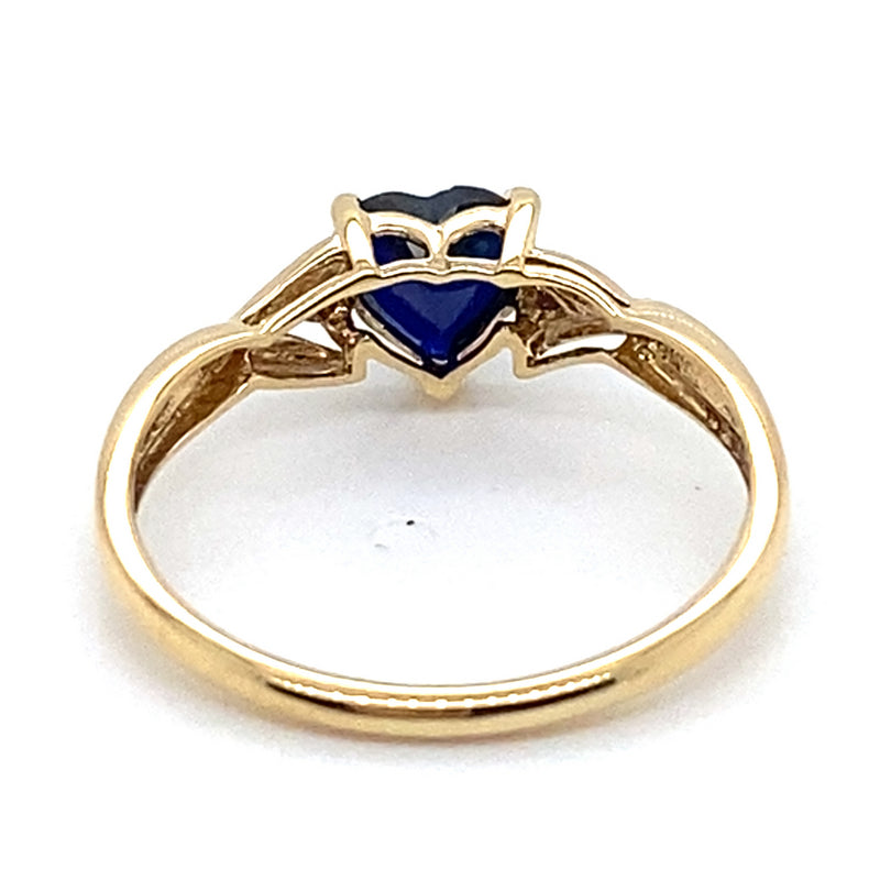9CT YELLOW GOLD HEART CUT SYNTHETIC SAPPHIRE & DIAMOND DRESS RING