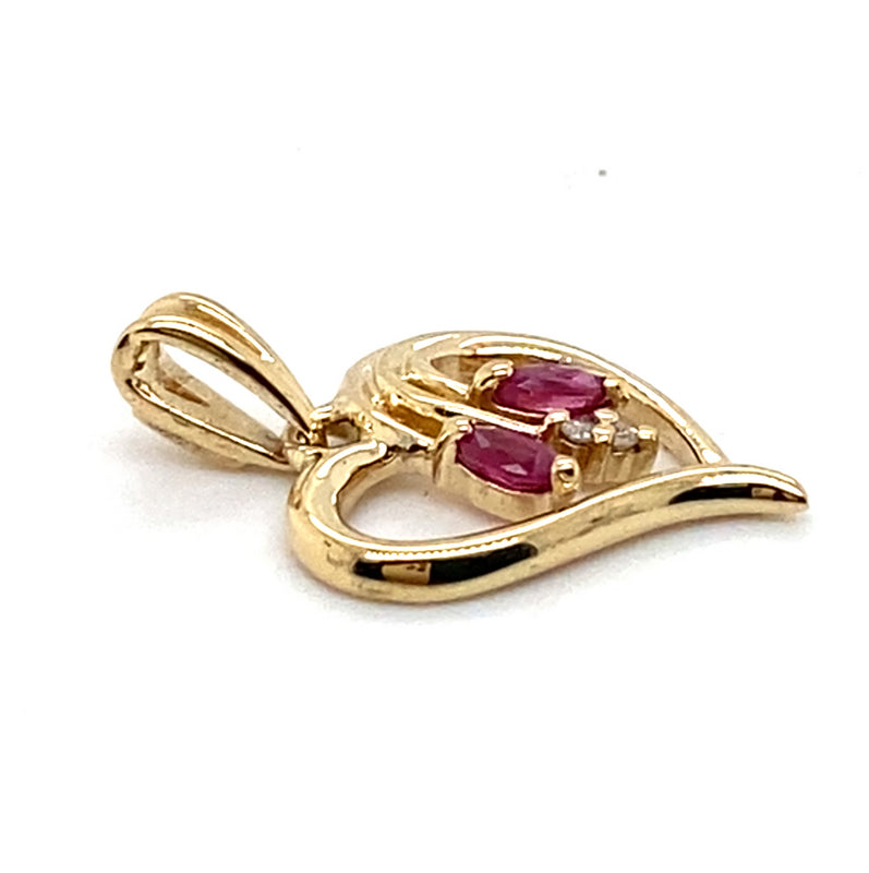 9CT YELLOW GOLD NATURAL RUBIES & DIAMONDS SET IN HEART SHAPE PENDANT