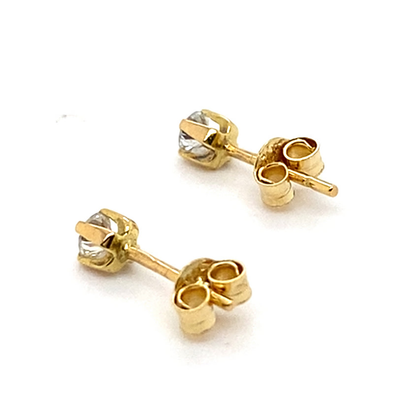 9CT YELLOW GOLD DIAMOND STUD EARRINGS VALUED @ $1199