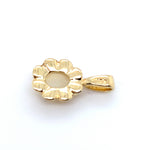 9CT YELLOW GOLD LIGHT OPAL SET IN FLOWER PATTERN PENDANT