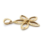 9CT YELLOW GOLD FLOWER SHAPED PENDANT