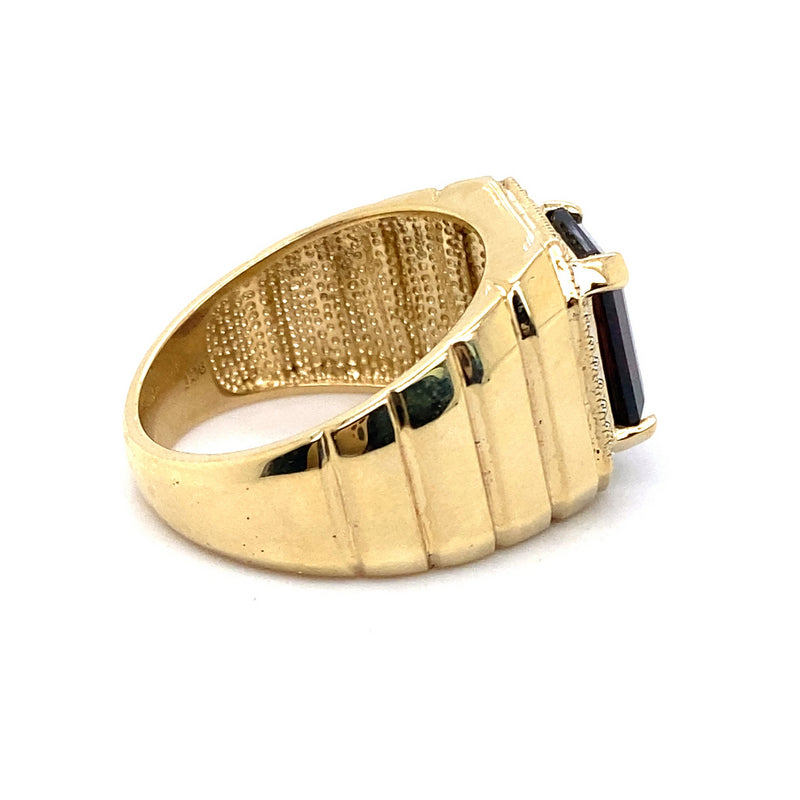 9CT YELLOW GOLD THICKENED TOP GARNET & DIAMOND MENS RING VALUED @ $3399
