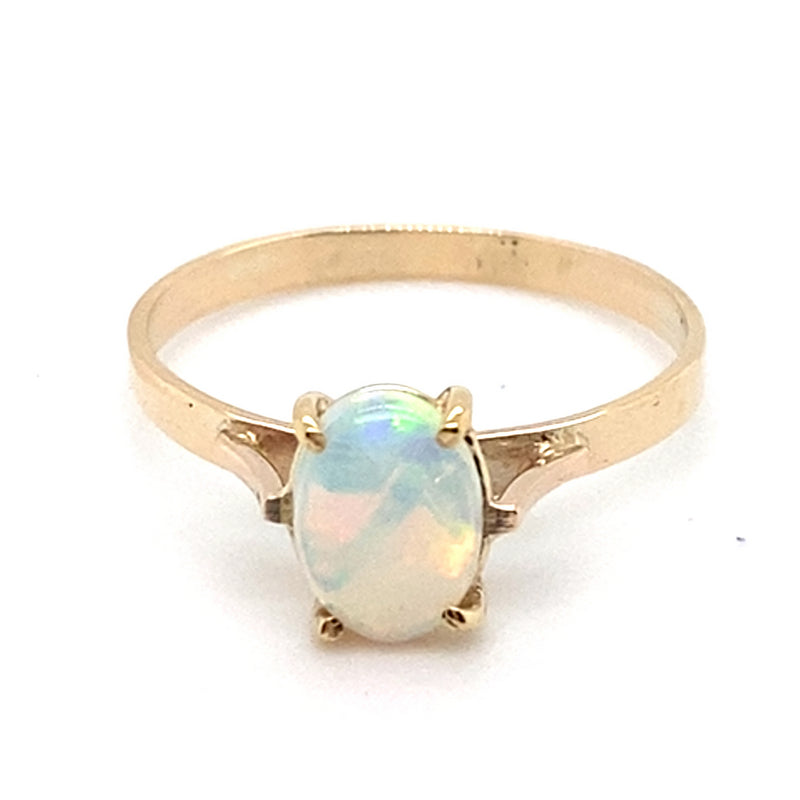 9CT YELLOW GOLD WHITE OPAL DRESS RING