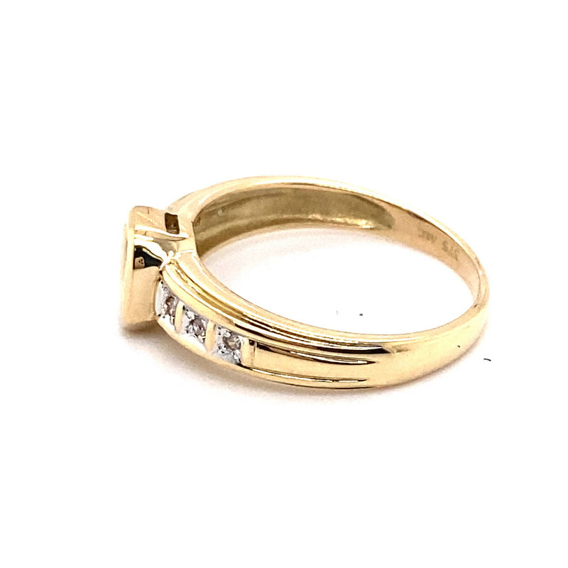 9CT YELLOW GOLD SAPPHIRE & DIAMOND DRESS RING