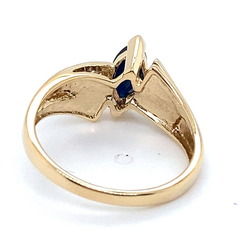 9CT YELLOW GOLD MARQUISE CUT SAPPHIRE & DIAMOND DRESS RING