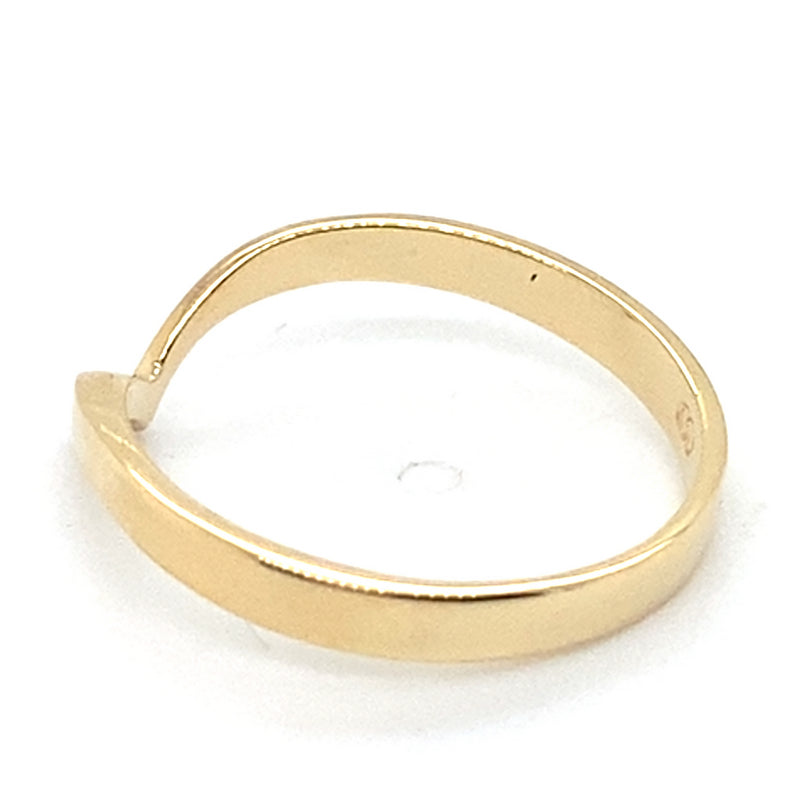 18CT YELLOW GOLD V SHAPED DRESS RING