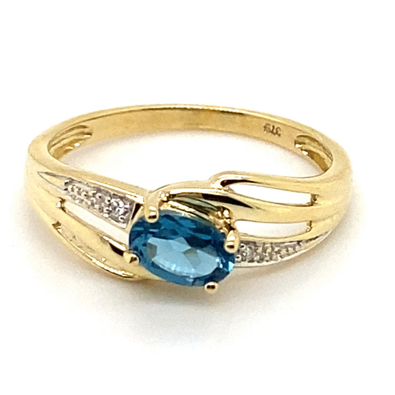 9CT YELLOW GOLD TOPAZ AND DIAMOND SPLIT SHOULDER DRESS RING