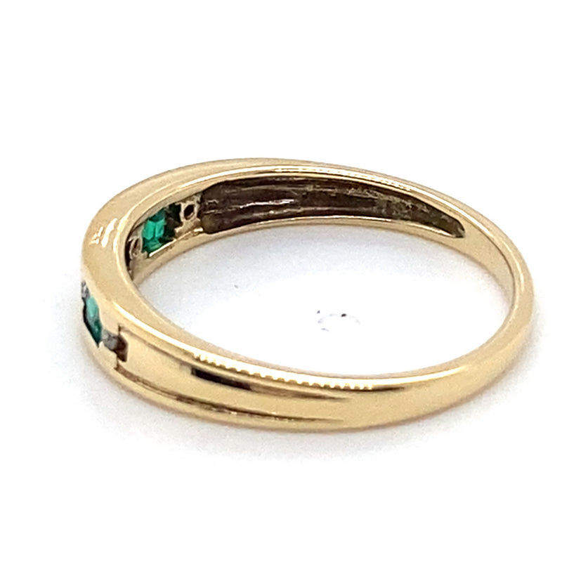 9CT YELLOW GOLD SYNTHETIC EMERLD & DIAMOND DRESS RING