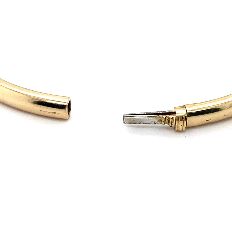 10CT YELLOW GOLD OVAL HINGED DIAMOND BANGLE VALUED @ $2299