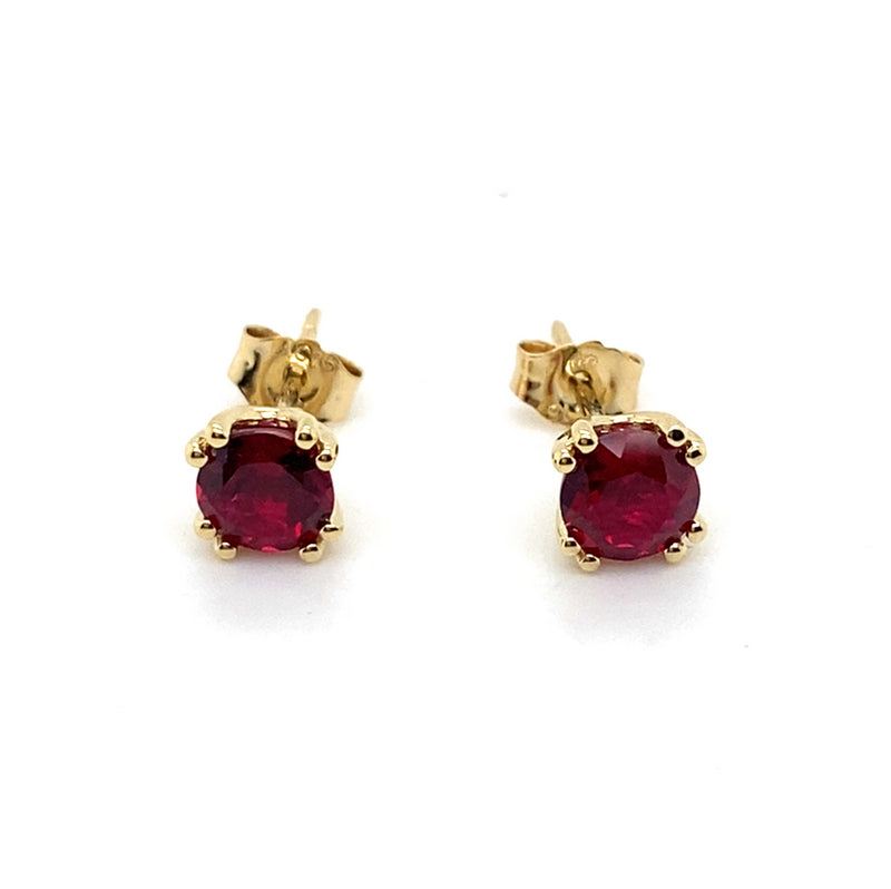 9CT YELLOW GOLD SYTHETIC RUBIES CLAW SET IN STUD EARRINGS