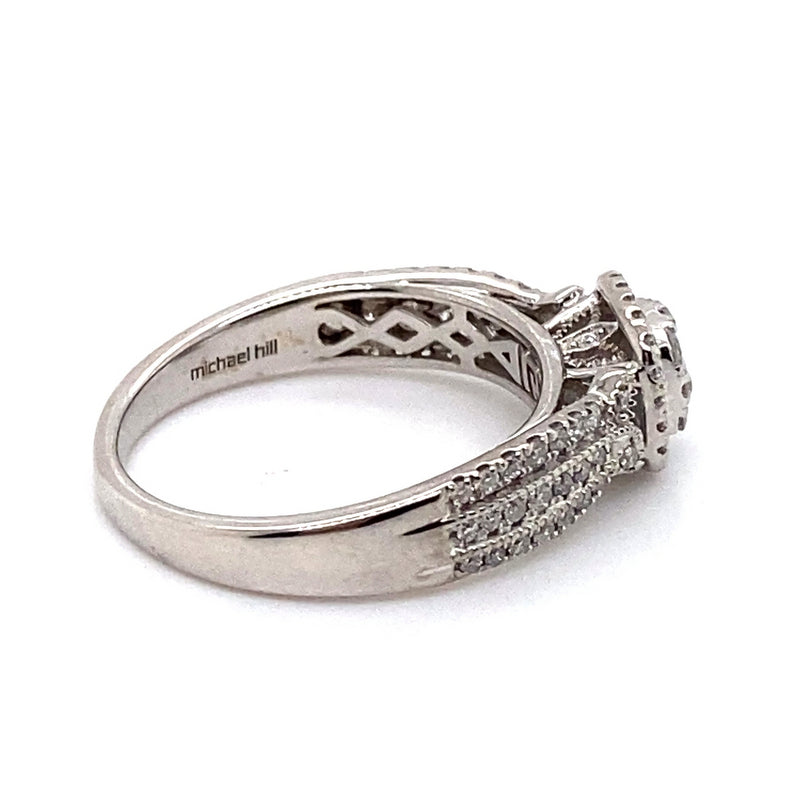 10CT WHITE GOLD FLOW UP STYLE DIAMOND DRESS RING VALUED @ $2599