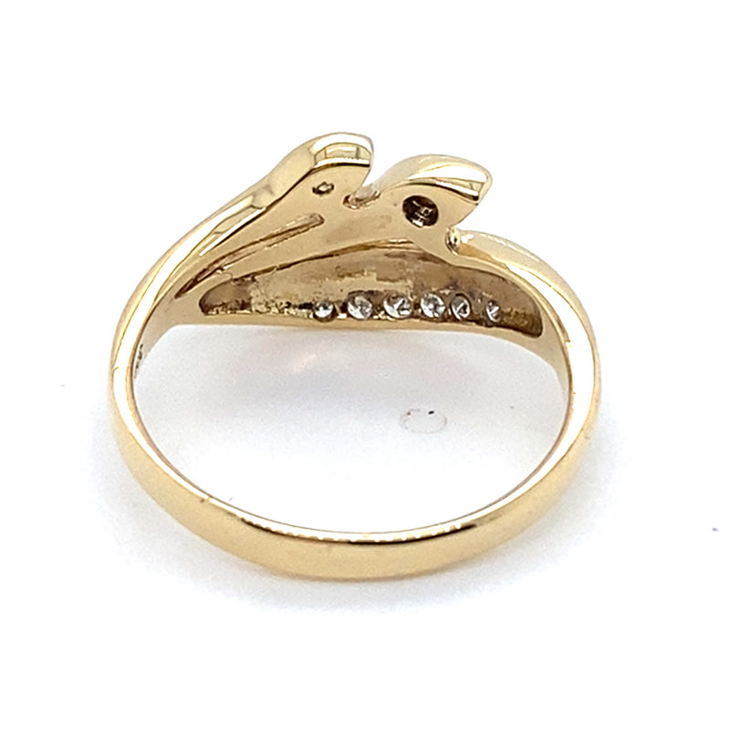 9CT YELLOW GOLD DIAMONDS SET IN CROSS OVER STYLE RING