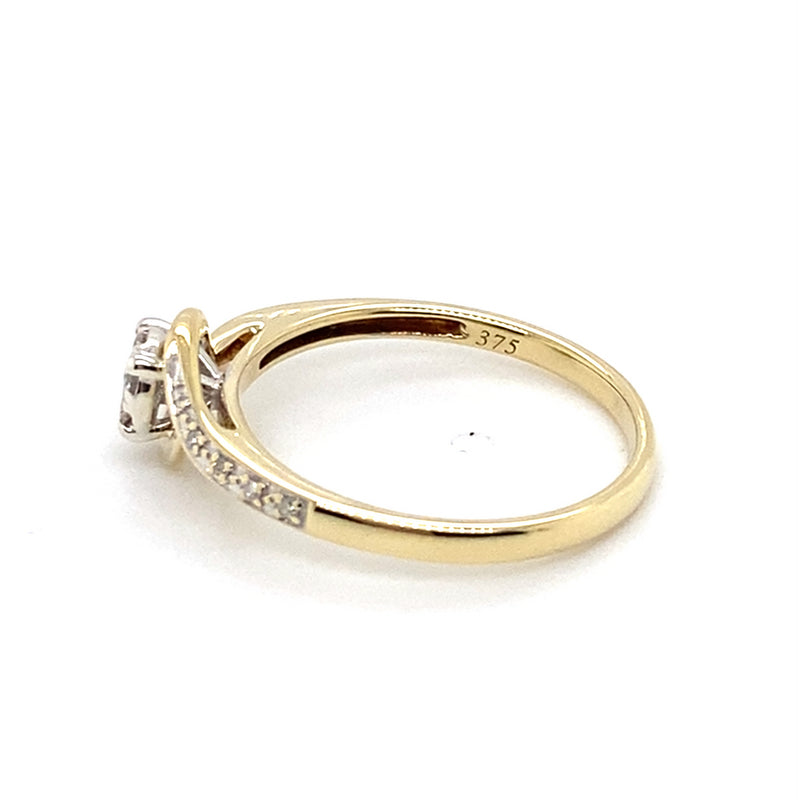 9CT YELLOW & WHITE GOLD DIAMOND DRESS RING