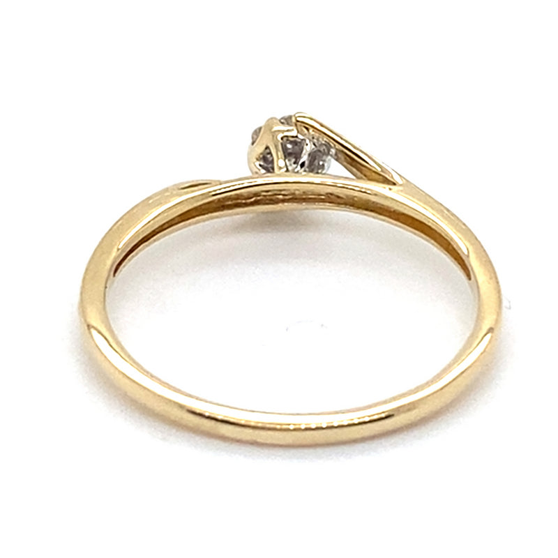 9CT YELLOW GOLD DIAMOND SET IN RAISED CLUSTER DRESS RING