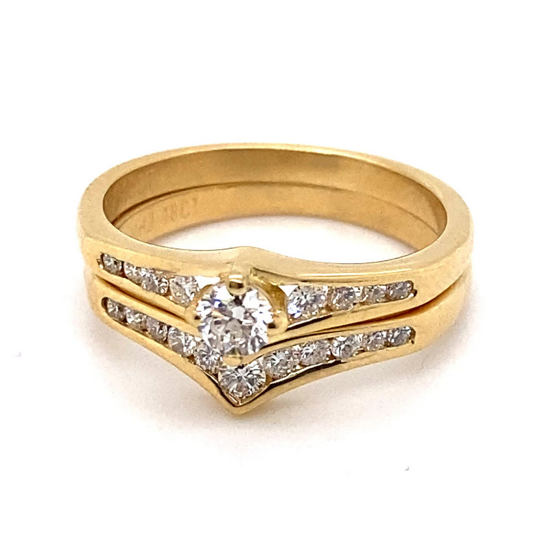 18CT YELLOW GOLD THICKENED TOP DIAMOND BRIDAL SET VALUED @ $4199