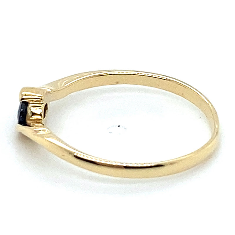 9CT YELLOW GOLD OVAL CUT SAPPHIRE SEMI BEZEL SET DRESS RING