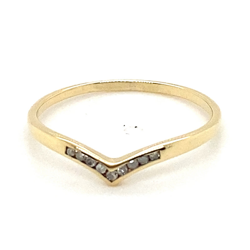 9CT YELLOW GOLD DIAMONDS CHANNEL SET IN THE V SHAPED RING