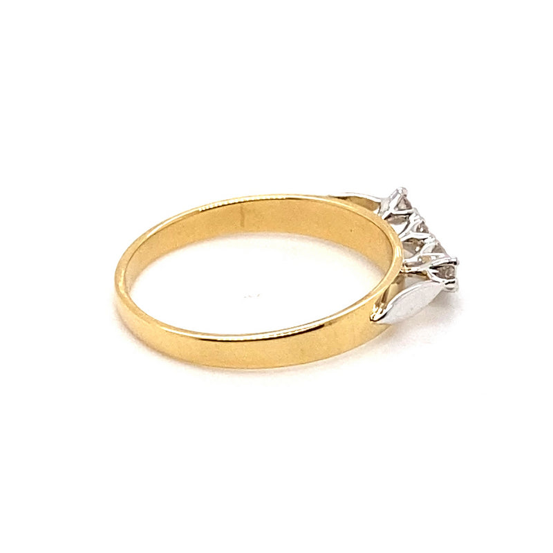 18CT YELLOW & WHITE GOLD CURVED PATTERNDIAMOND  ETERNITY RING VALUED @ $1899