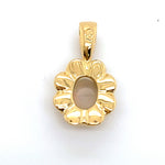 14CT YELLOW GOLD CABOCHON CUT OPAL IN FLOWER SHAPED PENDANT