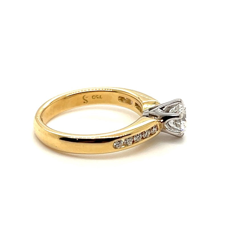 18ct GOLD GIA DIAMOND DRESS RING TDW: 0.66ct VAL: $5699
