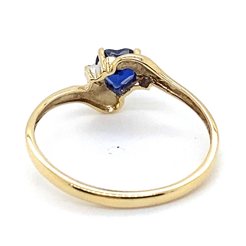 9CT YELLOW GOLD HEART CUT SYNTHETIC SAPPHIRE & DIAMOND DRESS RING