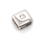 9CT WHITE GOLD PRINCESS CUT HAMMER SET DIAMOND PENDANT