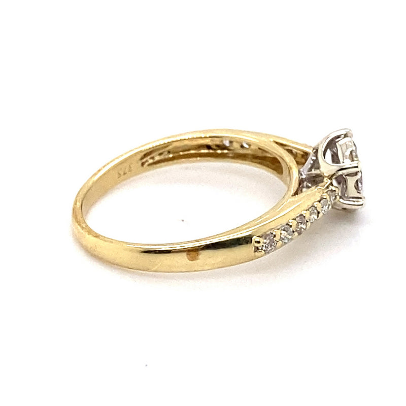 9CT YELLOW & WHITE GOLD FLOW UP STYLE DIAMOND DRESS RING VALUED @ $2099