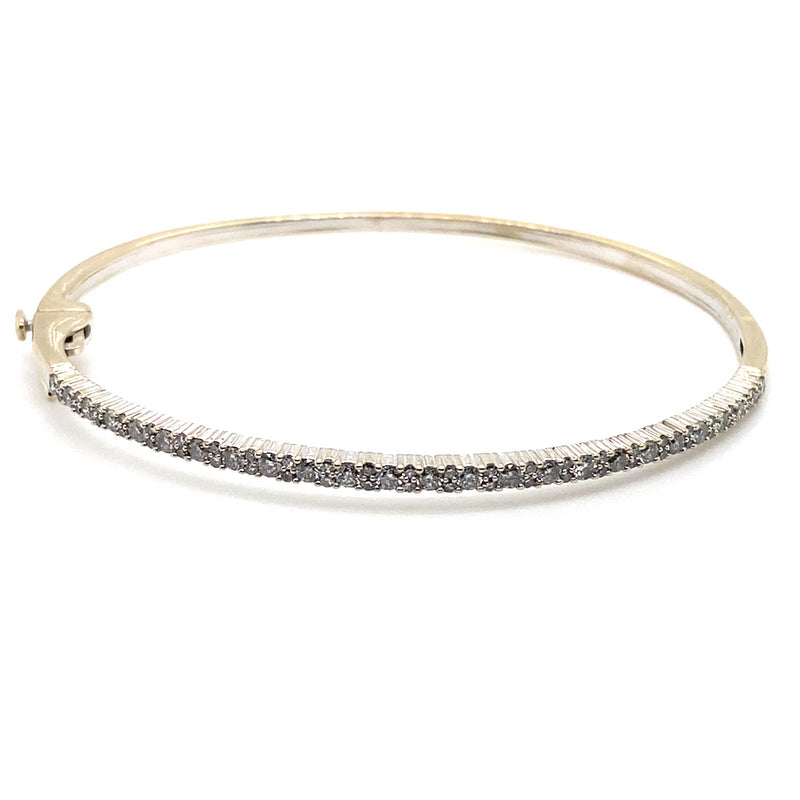 10CT WHITE GOLD DIAMOND OVAL HINGED BANGLE VALUED @ $3799